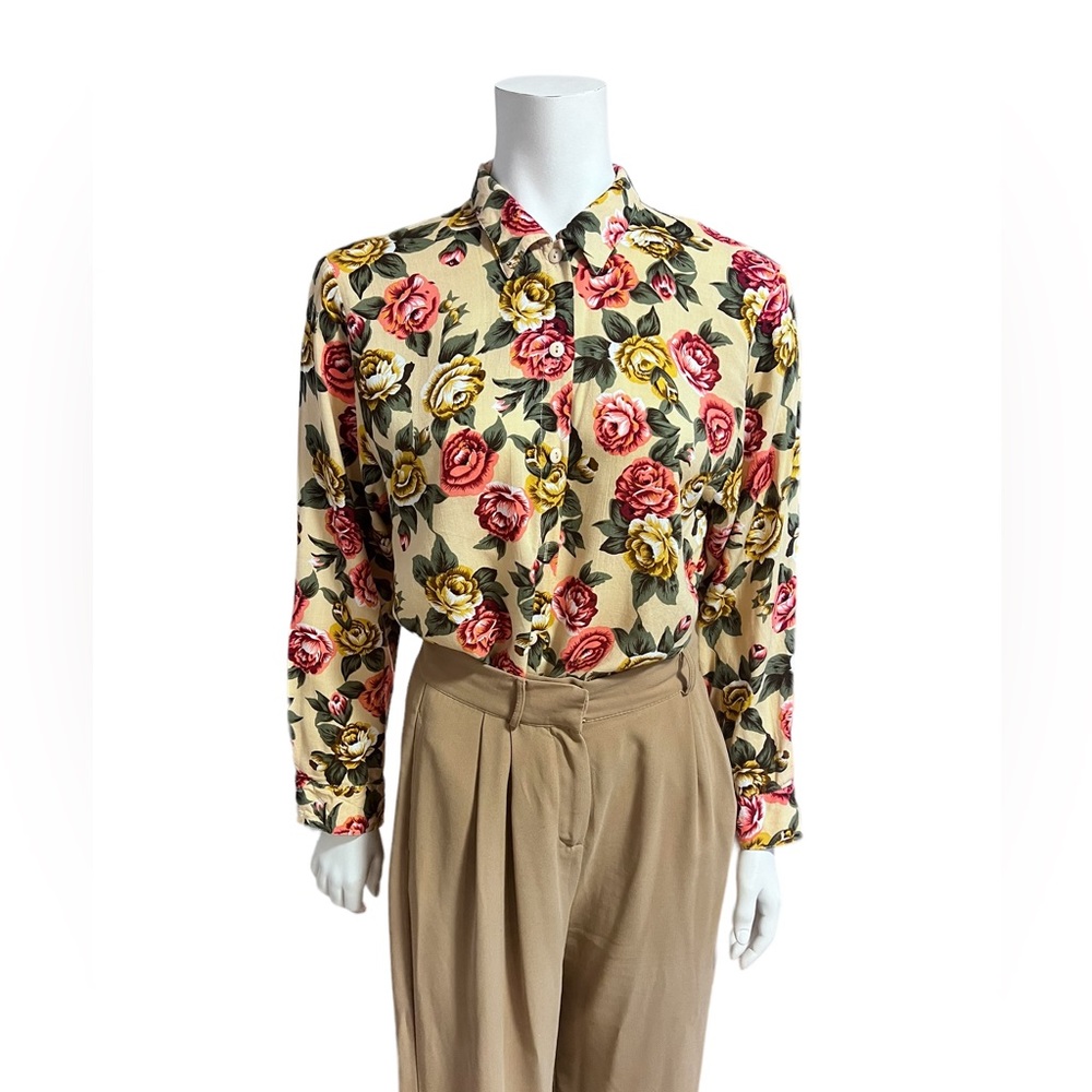 VINTAGE 90s Floral Tapestry Button Up Blouse Size Medium